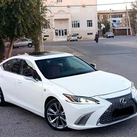 Lexus ES 350 2020