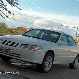 Toyota Camry 1999