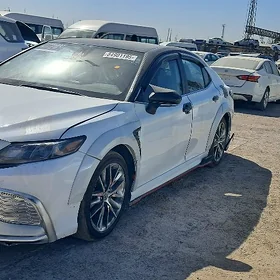 Toyota Camry 2022
