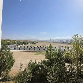 mir 7/2 srocna 4 kom 2 etaj