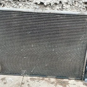 merdes E500 radiator