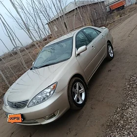 Toyota Camry 2004