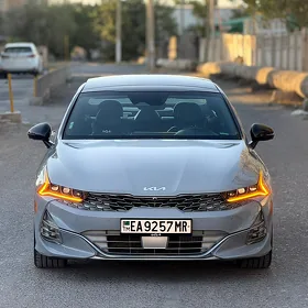 Kia K5 2023