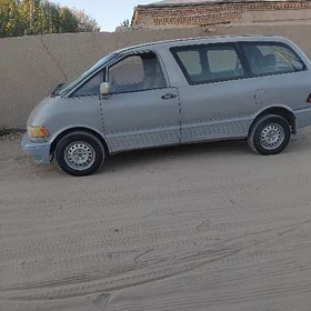 Toyota Previa 1991