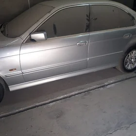 BMW E39 2002