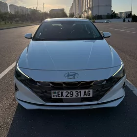 Hyundai Elantra 2021
