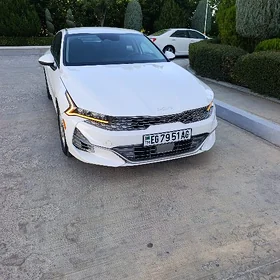 Kia K5 2022