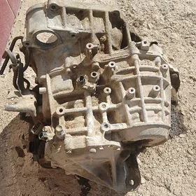 2.4 karopka toyota