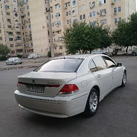 BMW 745 2002