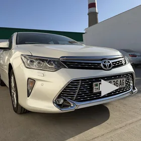 Toyota Camry 2017