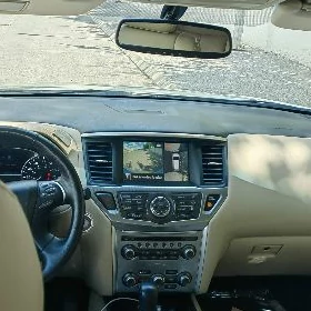 Nissan Pathfinder 2020