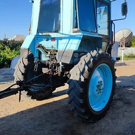 traktor ba gyssagly ýagdaýda