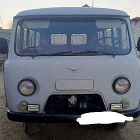 UAZ Profi 1982