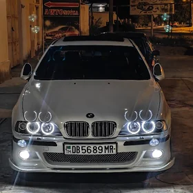 BMW E39 1998