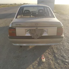 Opel Vectra 1992