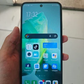 Infinix Hot 30 PLAY
