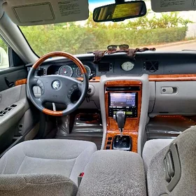 Kia Opirus 2005