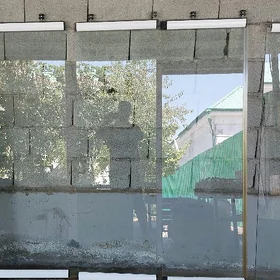 Balkon ayna gurtlydan ayyrlan.