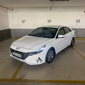 Hyundai Elantra 2021