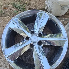 18 hrom