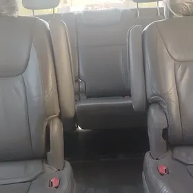 Toyota Sienna 2004