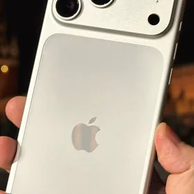 iPhone 17pro max
