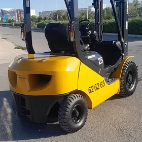 Kara Forklift 2014