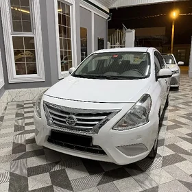 Nissan Sunny 2022