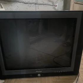 3 телевизора