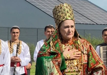 Национальный Лидер поздравил Джемал-бахши с юбилеем