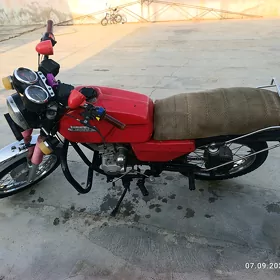 Jawa 300 2023