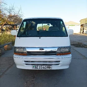 Toyota Hiace 1990