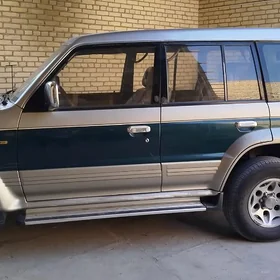 Mitsubishi Pajero 1996