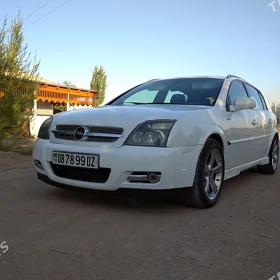 Opel Signum 2005