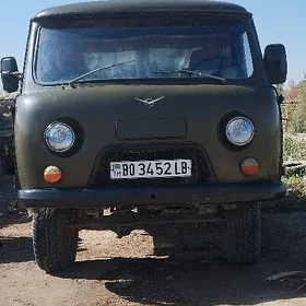 UAZ 452 1986