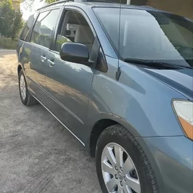 Toyota Sienna 2009