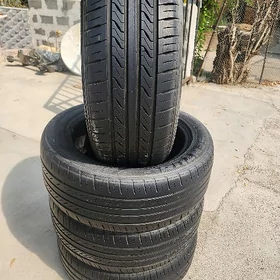 215/55/17 camryň tekerleri