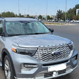 Ford Explorer 2021