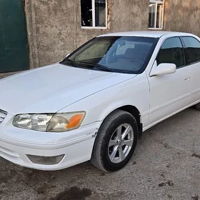 Toyota Camry 2000