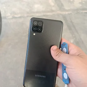 Samsung a12