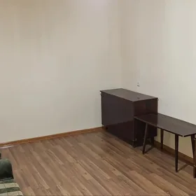 Mir 3..9/9 etaz 1 kom 2 ediln.