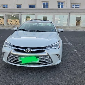Toyota Camry 2017