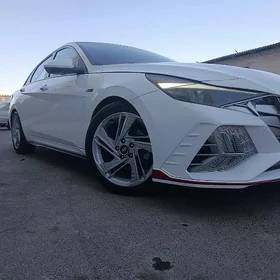 Hyundai Elantra 2022