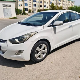 Hyundai Elantra 2013