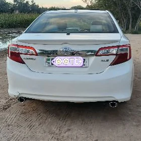 Toyota Camry 2013