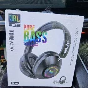 BASS JBL NAUSNIK