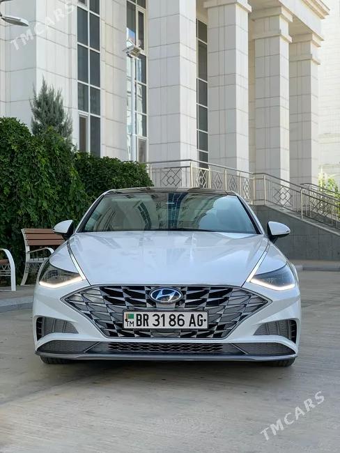 Hyundai Sonata 2022 - 1
