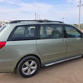 Toyota Sienna 2009