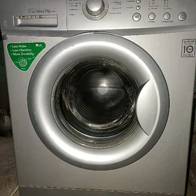 Kir maşyn LG