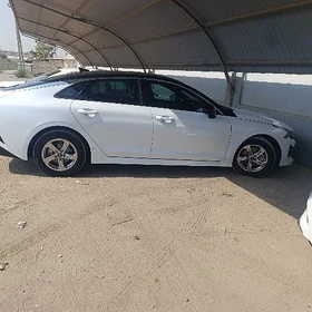 Kia K5 2022